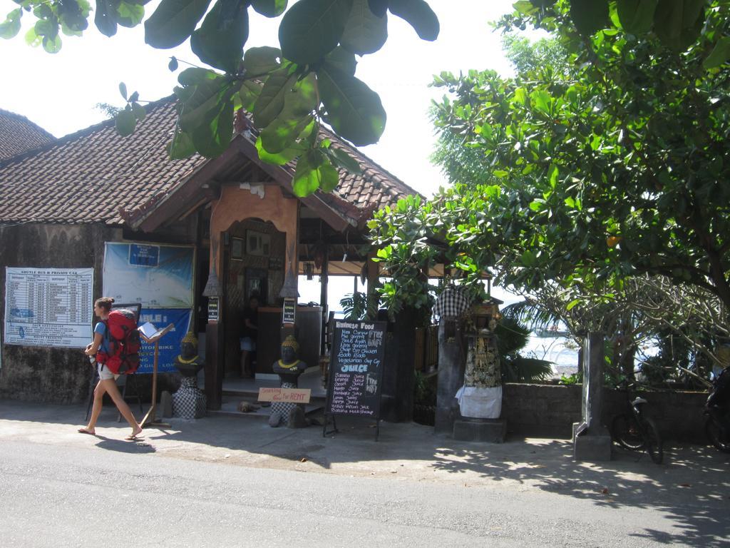 Teman Teman Bungalows 1 Amed Exteriér fotografie